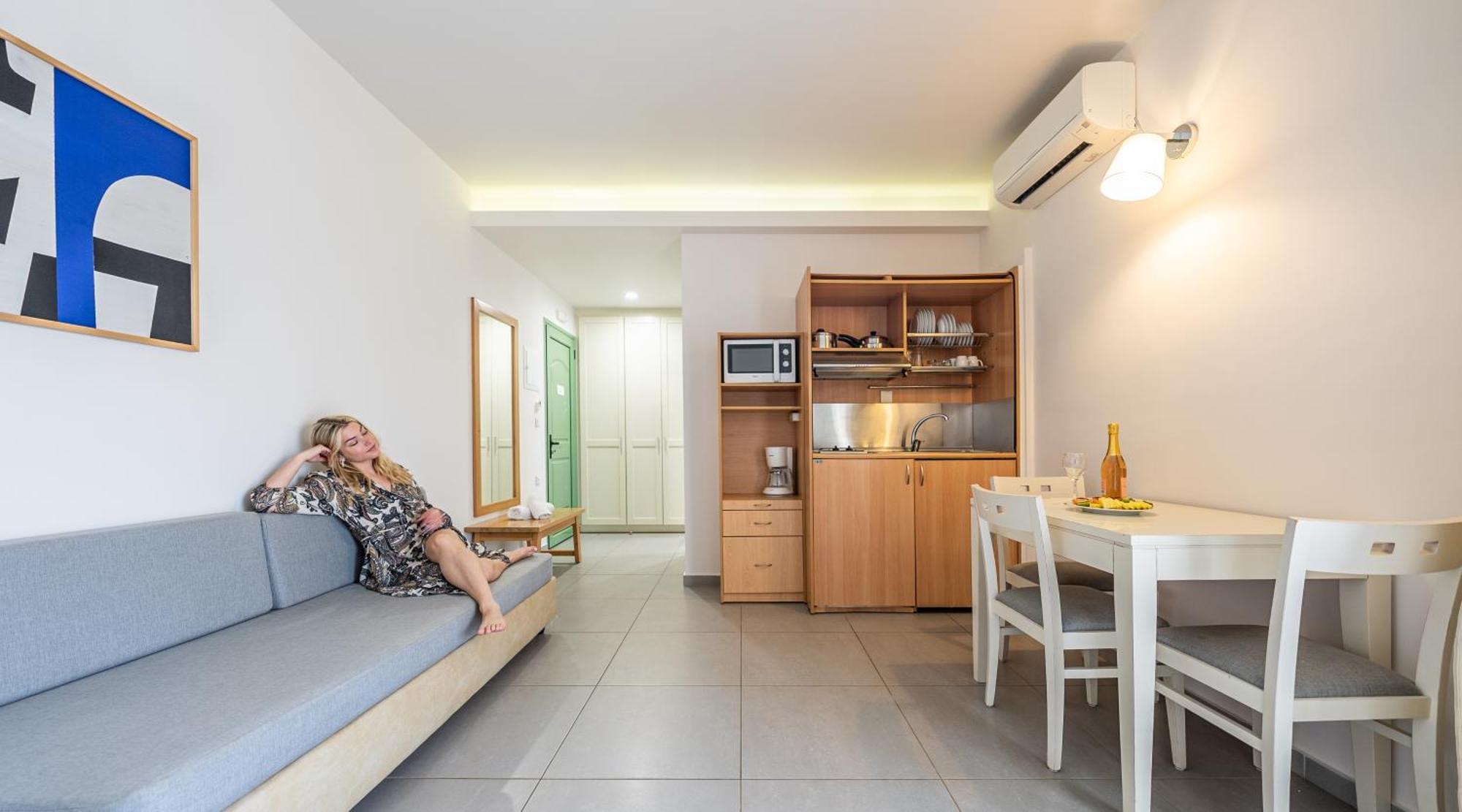 Erato Hotel Adults Only By Smile Hotels Platanés Esterno foto
